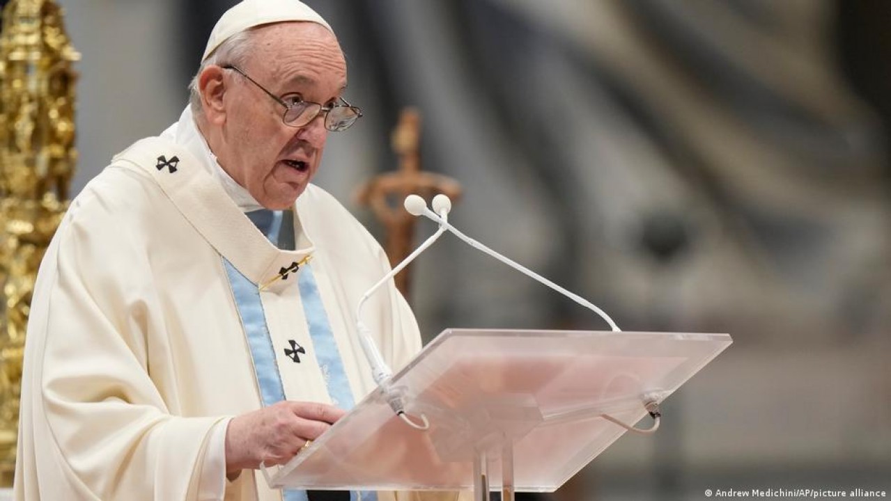 Папа Франциск: Кривдити жінку – це ображати Бога, Який від жінки прийняв людську природу